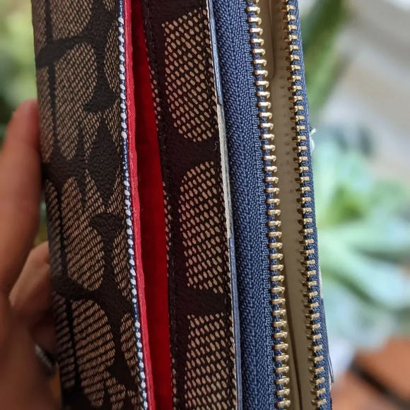 KATE SPADE Neda Pebbled Ace of  Spades Zippy Wallet - Picture 8 of 13